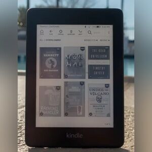 KINDLE PAPERWHITE 2018 6”